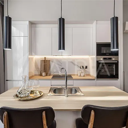 Beautiful Apartment 10 Min Walk To Bernabeu Stadium Madrid Exterior photo