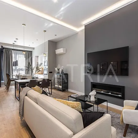 Beautiful Apartment 10 Min Walk To Bernabeu Stadium Madrid Exterior photo